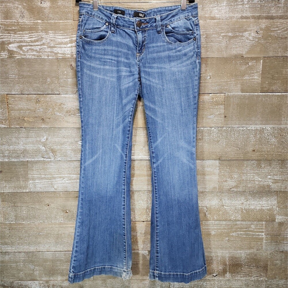 a.n.a. Women's Jeans High Rise Flare Medium Wash Denim Size 10